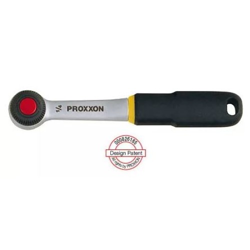 MĂ©g nincs megadva webes nĂ©v!